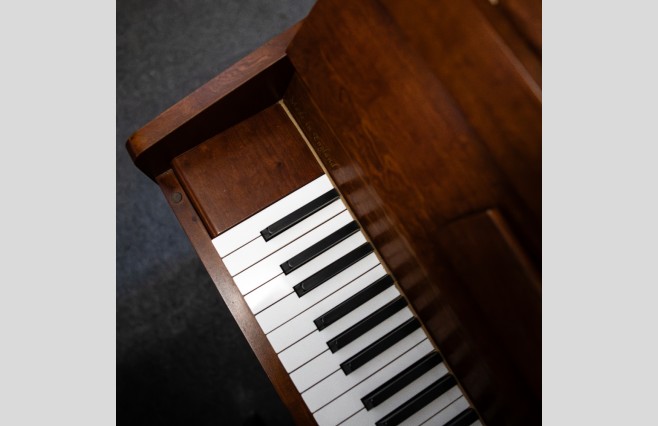 Used Woodchester Polished Mahogany 108 Upright Piano - All Inclusive Premium Package (SN:07116) - Image 6